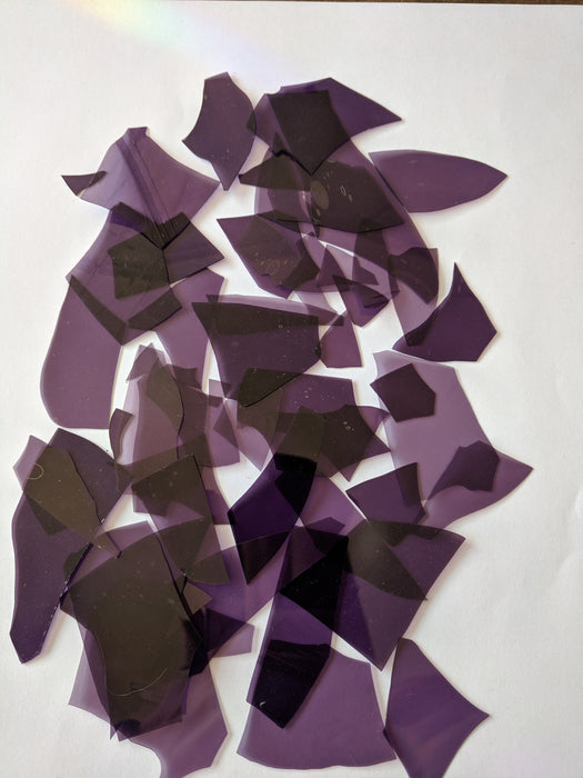 Deep Royal Purple Transparent Confetti, Bullseye Compatible 1 oz coe90 at www.happyglassartsupply.com
